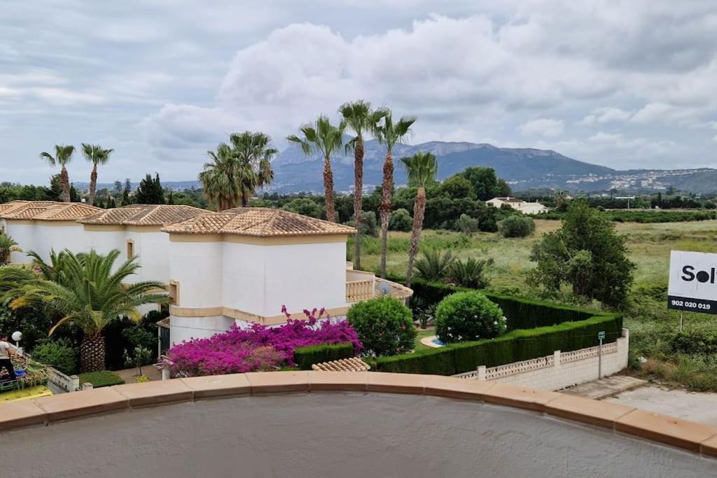 Ferienwohnung En Denia, Urbanizacion El Palmar Con Piscina, Toboganes Y Chiringuito Exterior foto